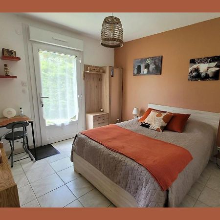 Vivre Benaise Chambre D'Hotes Chaunac Bagian luar foto