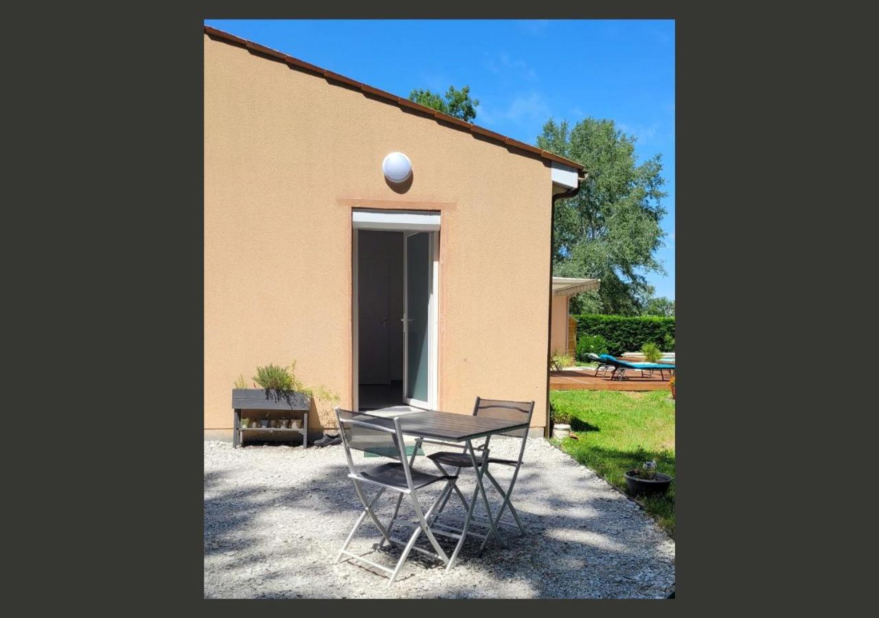 Vivre Benaise Chambre D'Hotes Chaunac Bagian luar foto